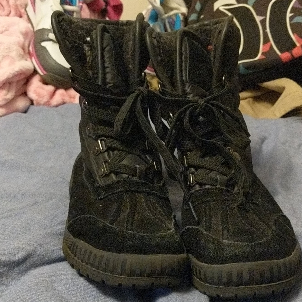 Hot paws boots MINT CONDITION